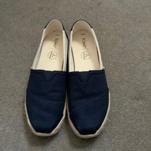TOMS shoes
